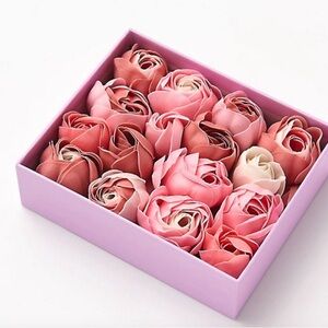 New In The Box Paper Source Sweet Rose Scent Infused Rose Soap Gift Set